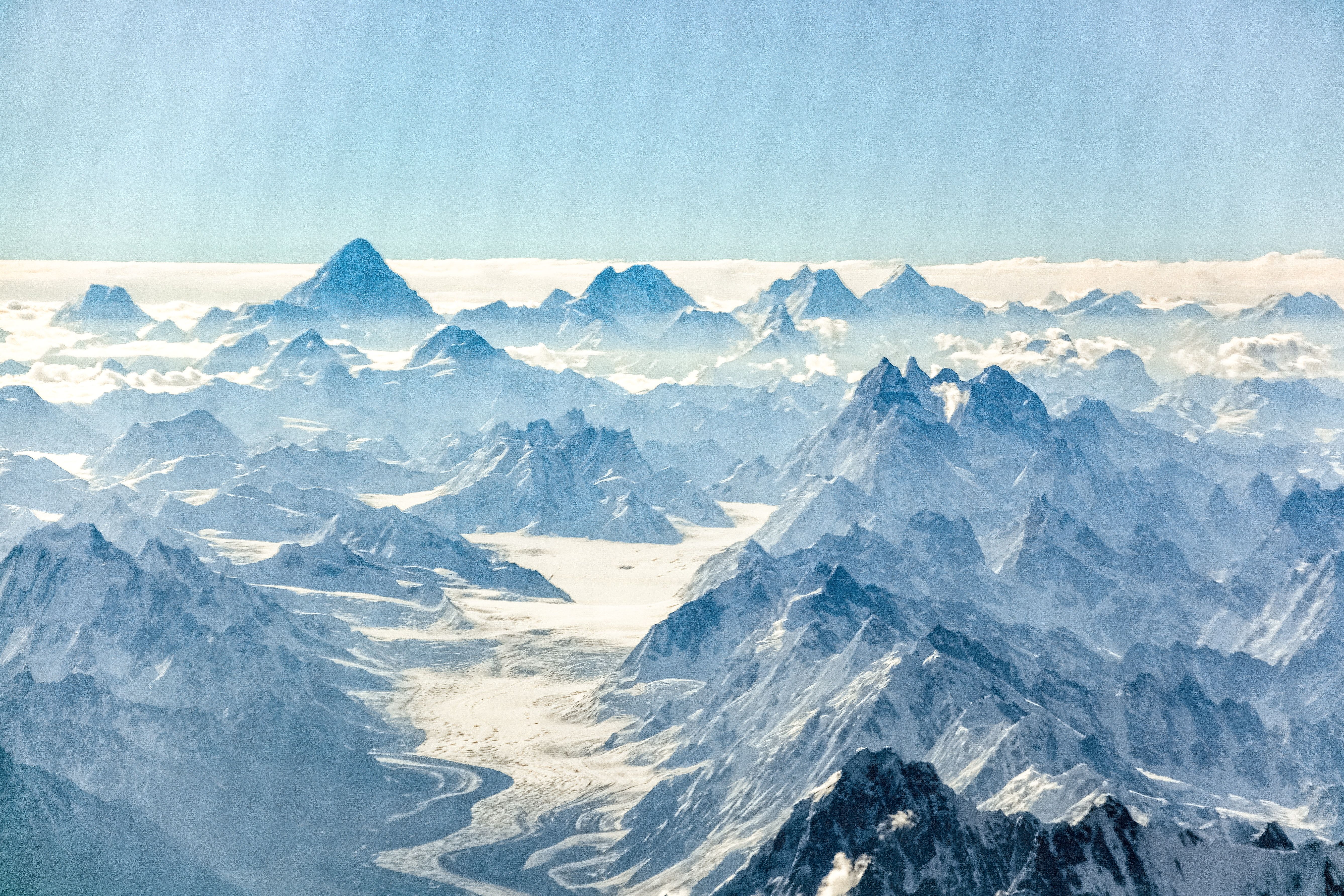 Paisaje nevado representando el la frescura de nuestro software a medida