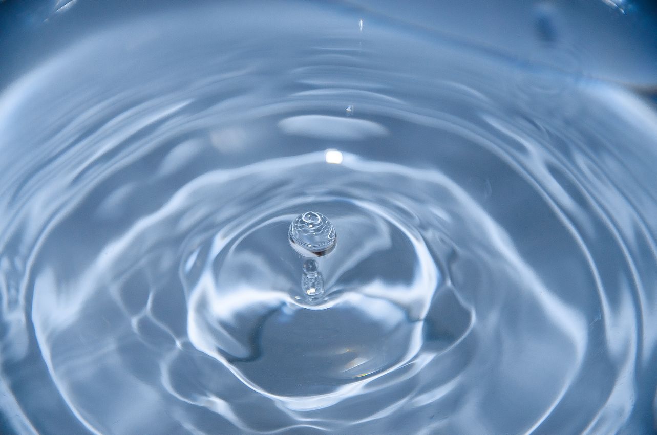 Waves of a water droplet